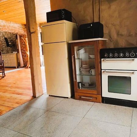2 Bed Sandstone Residence Newport  Kültér fotó